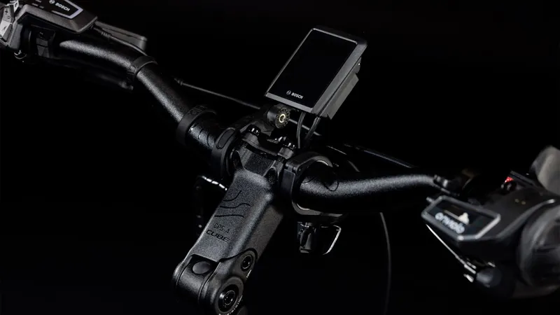 Cube Trike Family Hybrid 1500 Road Bike In White-5